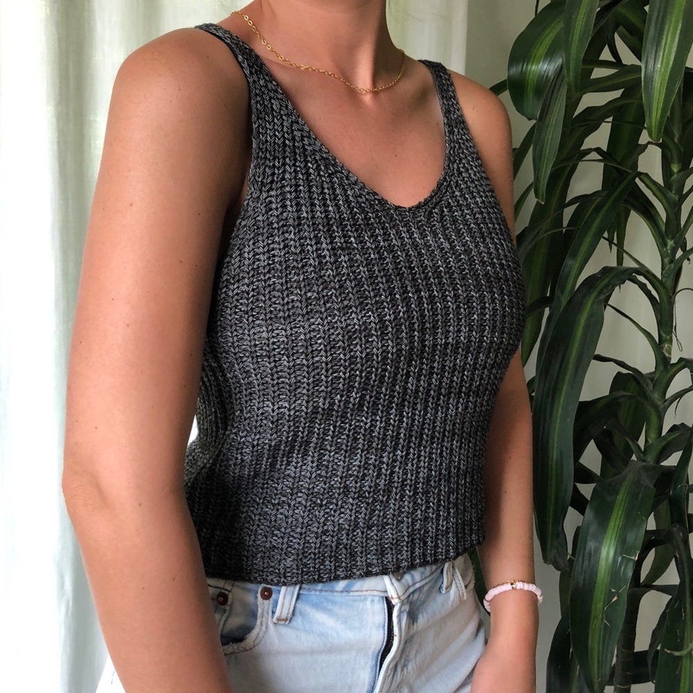 KNIT TANK